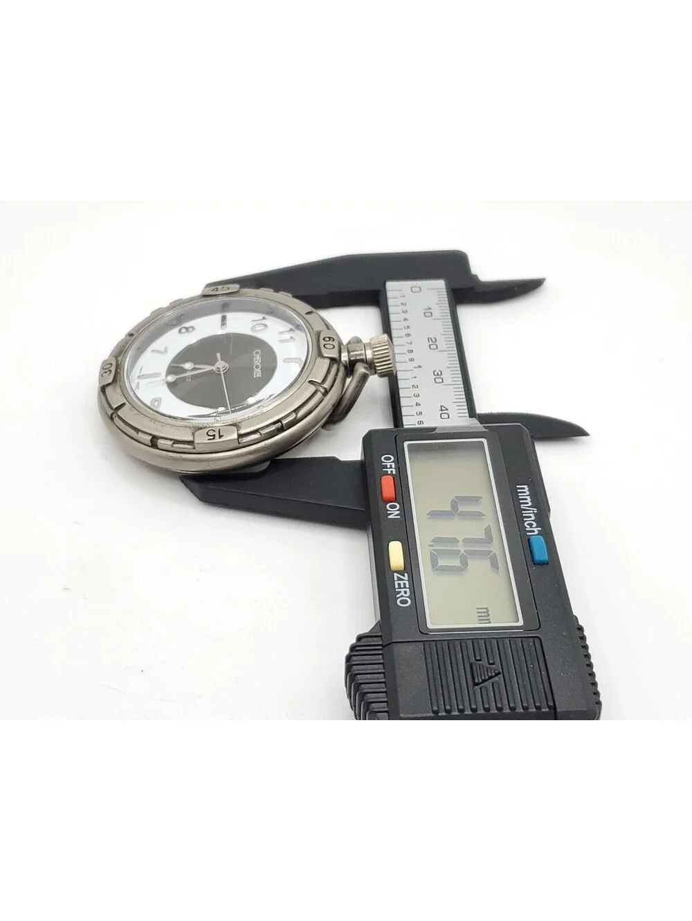 Cherokee Quartz Pocket Watch New Battery Silver Tone 47mm